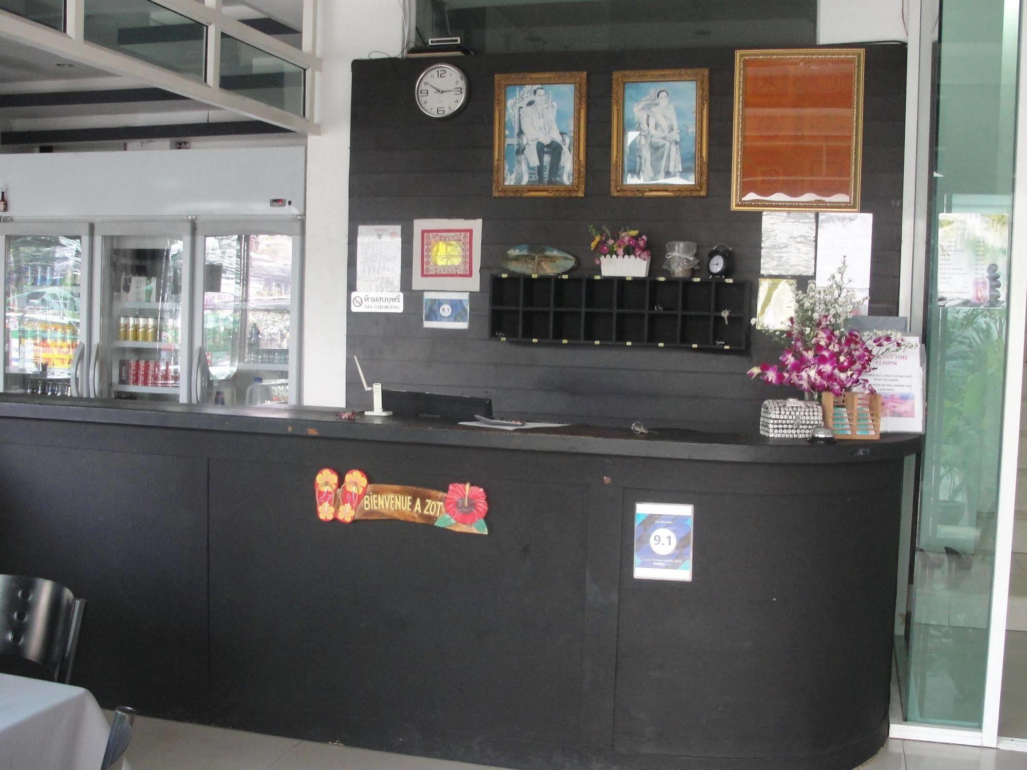 Park Eden Hotel Patong Exterior foto